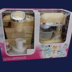 Kitchen appliance 2 pack coffee maker & mixer yellow & silver